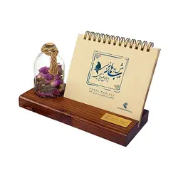 تقویم رومیزی چوبی 1402با رایحه گل سرخ عید نوروز