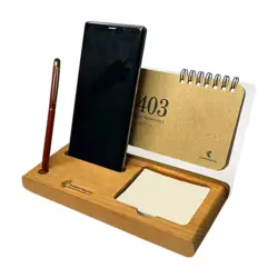 تقویم رومیزی چوبی 1403 مدل یادداشتدار کلاسیک کد 1479