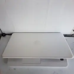 لپ تاپ دست دوم اچ پی HP 15-aw097nia