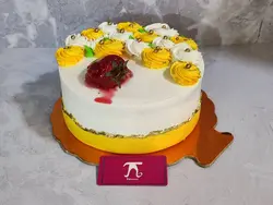 کیک توت فرنگی