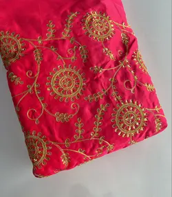 قیمت و خرید ساتن گلدوزی هندی - پارچه سرای بی بی گل