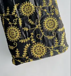 قیمت و خرید ساتن گلدوزی هندی - پارچه سرای بی بی گل