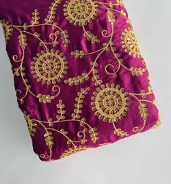 قیمت و خرید ساتن گلدوزی هندی - پارچه سرای بی بی گل