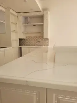 سوپراستون-عرض 100-PS50-سفید رگه طوسی - کورین و کوارتز، گروه سنگ مصنوعی