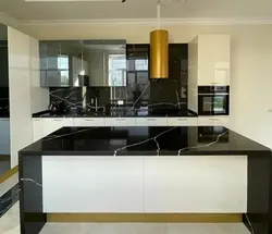 کورین استون-7میل-ST102-مشکی رگه بلند سفید - کورین و کوارتز، گروه سنگ مصنوعی