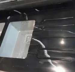 سوپراستون-PS60-مشکی رگه سفید - سنگ مصنوعی کورین و کوارتز