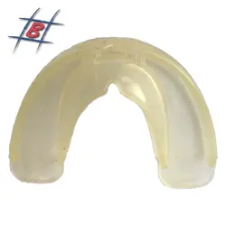 زیر لبی تاتو