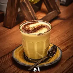 چای کرک زعفرانی کافه میلانیان - کافه میلانیان