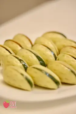 شیرینی باقلوا خندان - مرجع دانلود فایلهای دیجیتالی