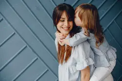 لوگو گردشگری و مسافرت با فرمت وکتور - مرجع دانلود فایلهای دیجیتالی