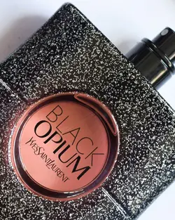 ادو پرفیوم زنانه ایو سن لوران مدادول Black Opium Nuit Blanche حجم 90 میلی لیتر