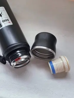 فلاسک سرد و گرم استیل کوهنوردی و طبیعت گردی و مسافرتی یک لیتری همراه با لیوان برند good vacum