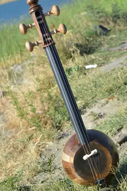 کمانچه الگو استاد امیر عطایی