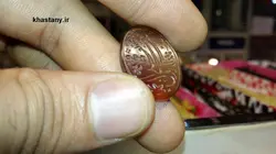 نگین عقیق حکاکی شده ذکر صلوات با خط گود نستعلیق