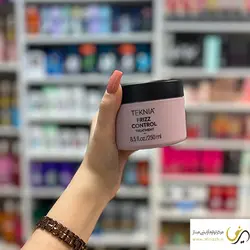 ویژگی ماسک مو فر و ضد وز لاکمه | ماسک مو فر و ضد وز لاکمه Teknia Frizz Control