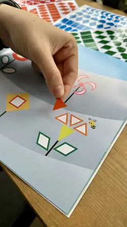 کتاب زنبورک + پکیج استیکر