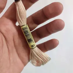 خرید و قیمت نخ گلدوزی پنگوئن کد 951 | گیسمون