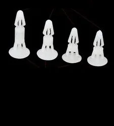 اسپیسر پلاستیکی میخی RS10