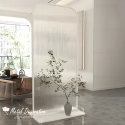پارتیشن فلزی دکوراتیو با شیشه تکسچر میله ای