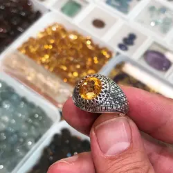 انگشتر نقره مردانه نگین سیترین طبیعی رکاب حصیری دور چنگ سیاه قلم ۲۳۵۴۰۱