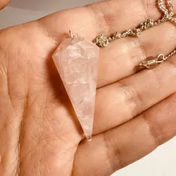 پاندول(شاقول) رز کوارتز سنگی طبیعی ۴ سانتیمتری ۲۴۰۴۳۶