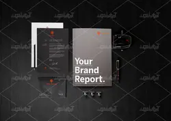 موکاپ ست اداری و پوشه مشکی در روی میز سیاه