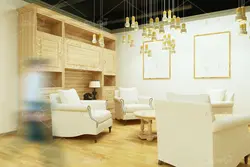 موکاپ دفتر  و تابلو های به دیوار زده شده در فضای سالن شرکت