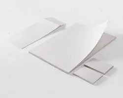 موکاپ برگه کاغذ سفید و کارت ویزیت و پاکت نامه