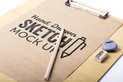 موکاپ صفحه طراحی دفتر یادداشت و کاغذ نقاشی