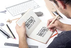 موکاپ صفحه طراحی دفتر یادداشت و کاغذ نقاشی