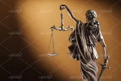 عکس با  کیفیت نمای عقب تندیس بانوی ترازوی عدالت