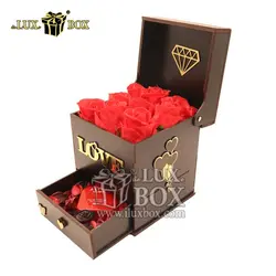 جعبه گل هدیه کادو چوبی لوکس باکس کد  LB200
