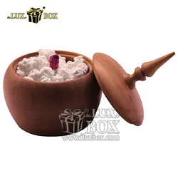 قندان چوبی درب دار گردو مدل روستیک خراطی دست ساز کد LBL478