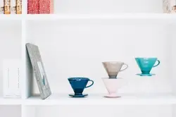 دریپر سرامیکی هاریو V60 02 قرمز همراه با پیمانه