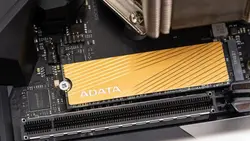 SSD ای دیتا مدل FALCON ظرفیت ۱ ترابایت