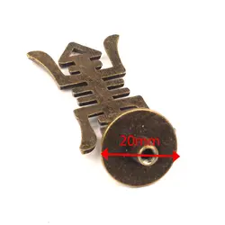 دستگیره آنتیک تک پیچ زیتونی طرح خط چینی