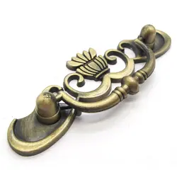 دستگیره آنتیک دو پیچ طرح تاج زیتونی