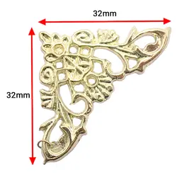 توری آنتیک گوشه سربی طلایی طول 32 میلی‌متر