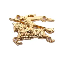 مارک فلزی کیف طلایی مدل اسب طول 2 سانتی‌متر بسته 4 عددی