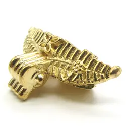 پایه آنتیک فلزی تخت طرح پروانه طلایی ارتفاع 31 میلی‌متر بسته 2 عددی