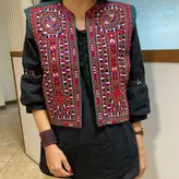 جلیقه زنانه سوزن دوزی بلوچ روچ تمام دستدوز زنان بلوچ