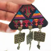 گوشواره زنانه سوزن دوزی روچ طرح مثلثی خاص مدل 15728