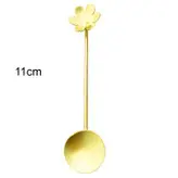قاشق چای خوری برنجی دستساز طرح گل مدل 15689