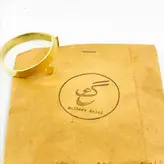 دستبند دستساز گالری عزیزی مدل حرف ب