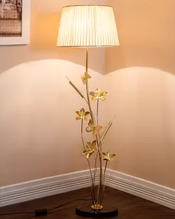 آباژور دستساز ایستاده گالری عزیزی مدل گل و پروانه