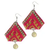 گوشواره زنانه سوزندوزی بلوچی مدل فرمینگ