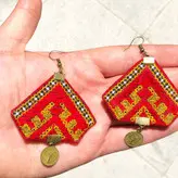 گوشواره زنانه سوزندوزی بلوچی مدل فرمینگ