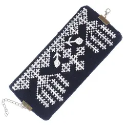 دستبند زنانه سوزندوزی بلوچی روچ مدل گل