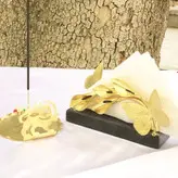 جادستمالی دستساز برنجی گالری عزیزی مدل پروانه