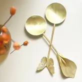 قاشق آجیل خوری برنجی دستساز گالری عزیزی مدل پروانه
